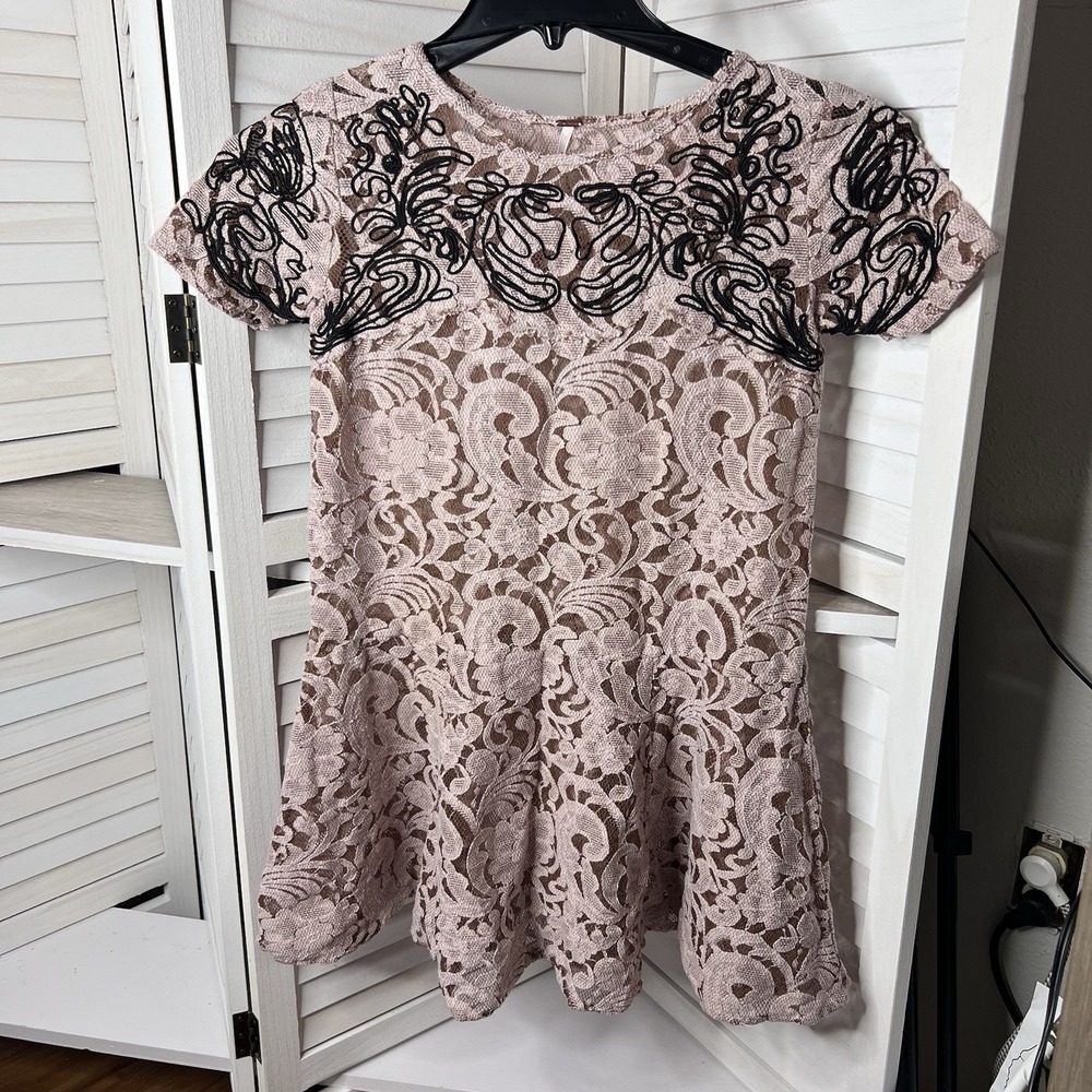 Free People Lace Pink Blush Black‎ Short Sleeve Mini Swing Tunic Dress Size XS